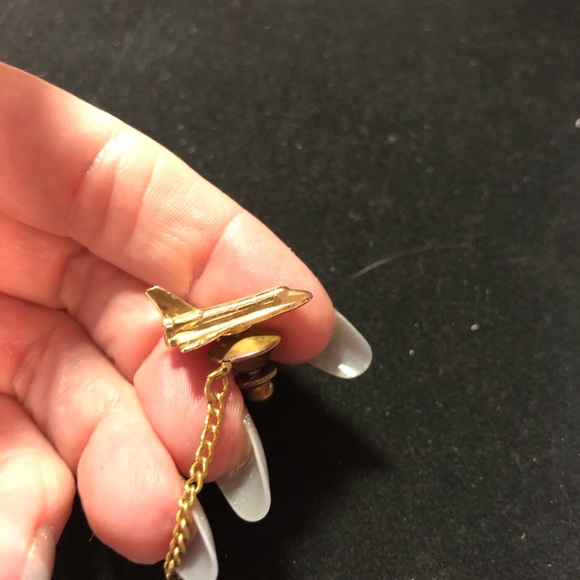 NASA Space Shuttle vintage goldtone tie tack pin - Picture 3 of 5